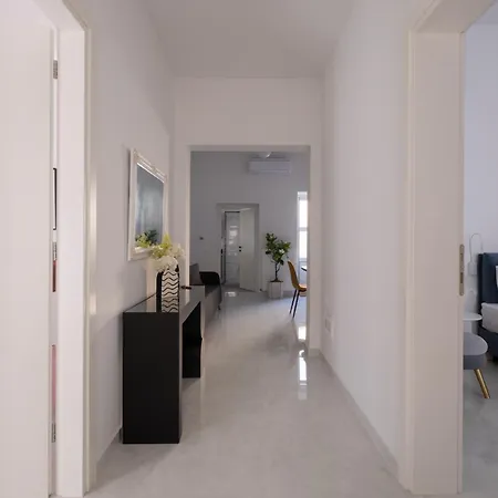 Apanemia Chania (Crete)