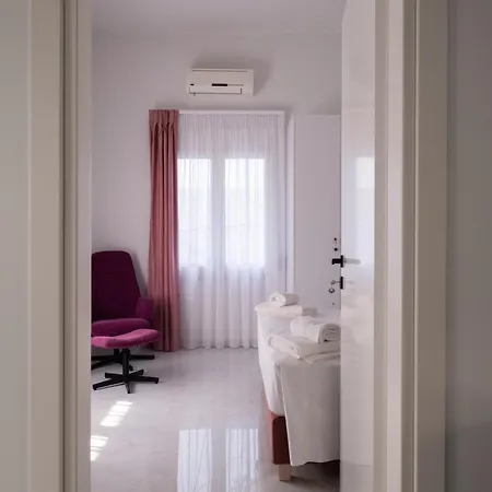 Apartament Apanemia *